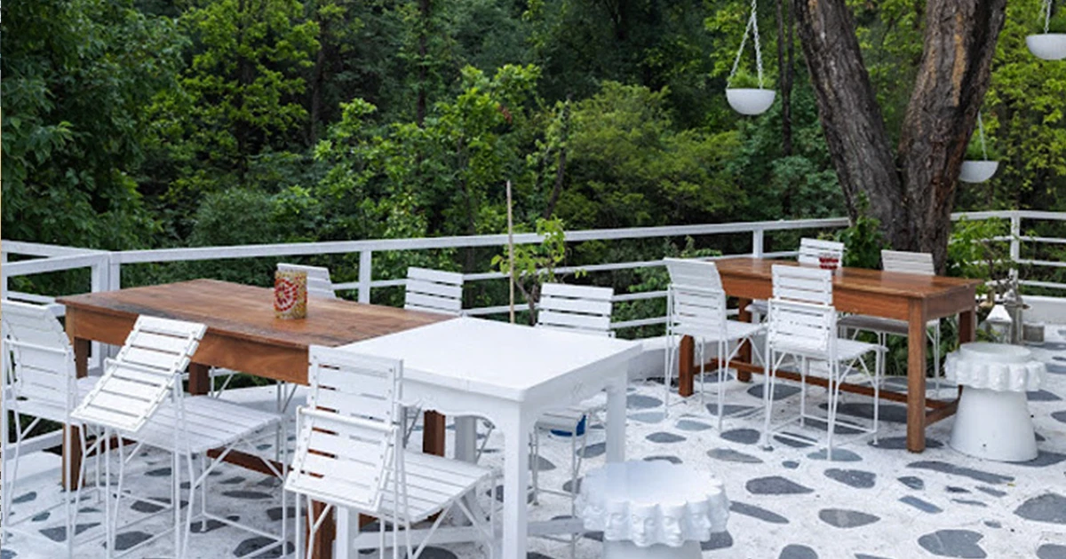 Cafe in Rajpur Road Dehradun